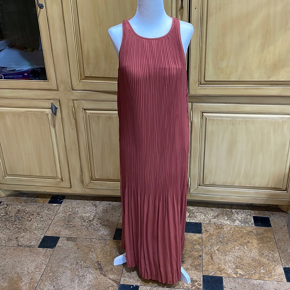 Halogen pleated midi dress! Brand new never worn!